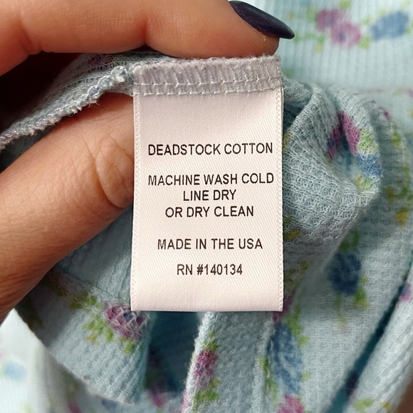 Carleen Light Blue Floral Long Sleeve Waffle Knit Cropped Tee Shirt Cottagecore - Picture 7 of 7